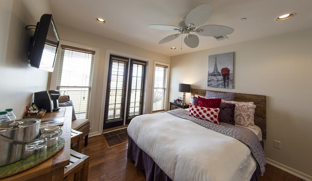 The Almanett Hotel & Bistro Gulfport Habitación foto